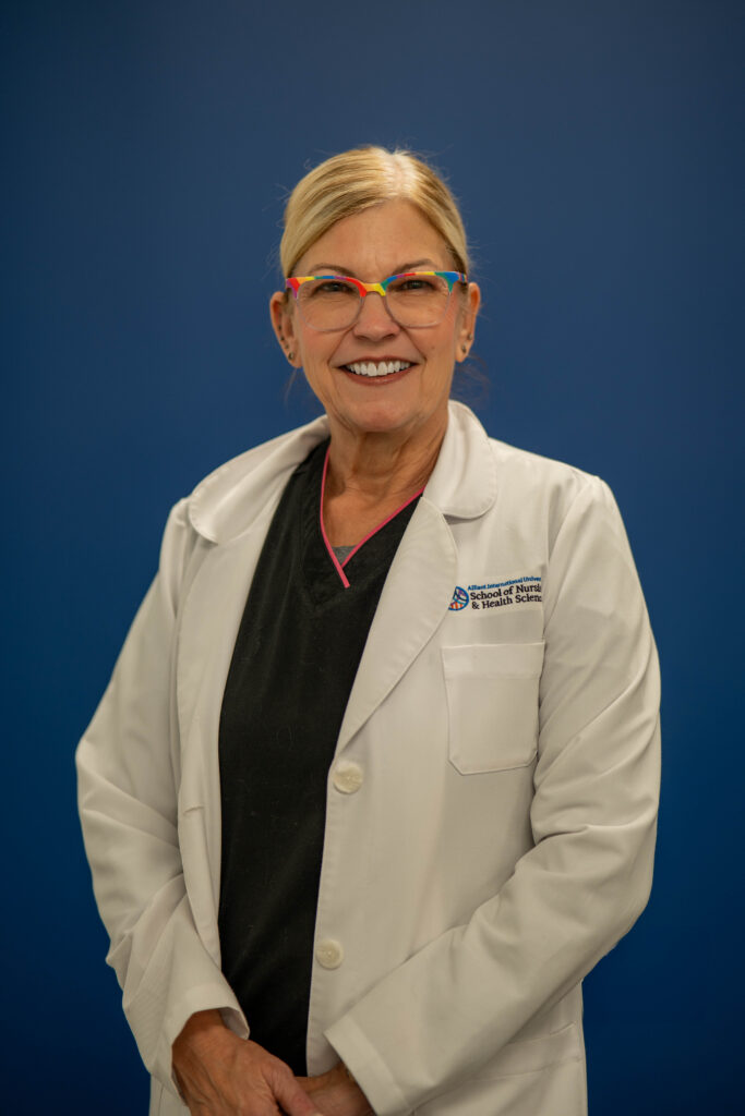 Headshot of Lisa Fulkerson